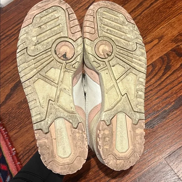 Big Kids New Balance 550 Sneakers Pink Size 4.5 Kids - Picture 7 of 9